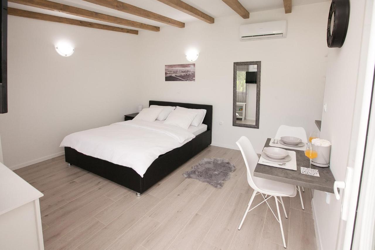 Studio Apartments Tara Zadar Exteriér fotografie